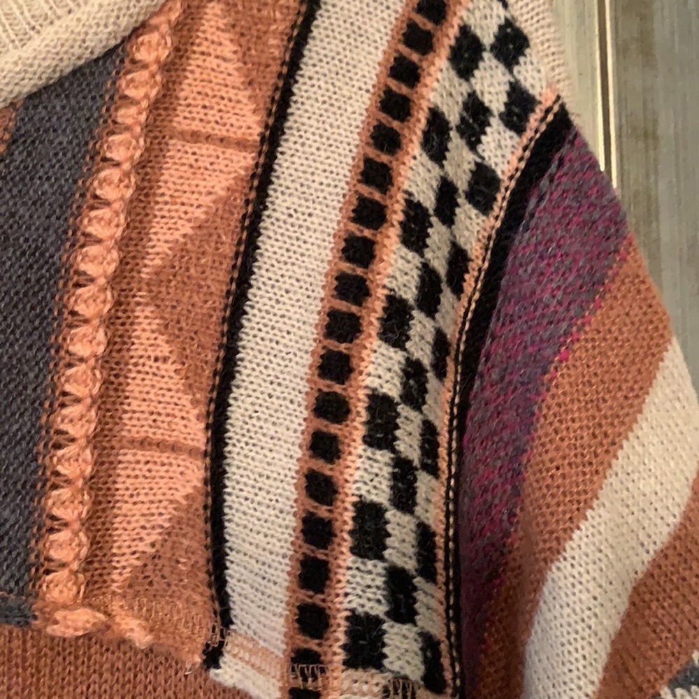 Women’s Easel Boho Sweater M NWT - Picture 6 of 6
